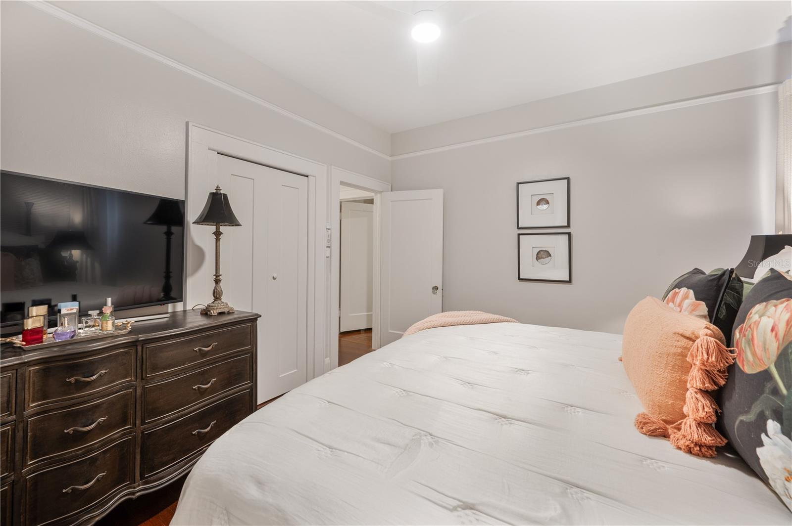 CLEVELAND PARK SUB - Residential