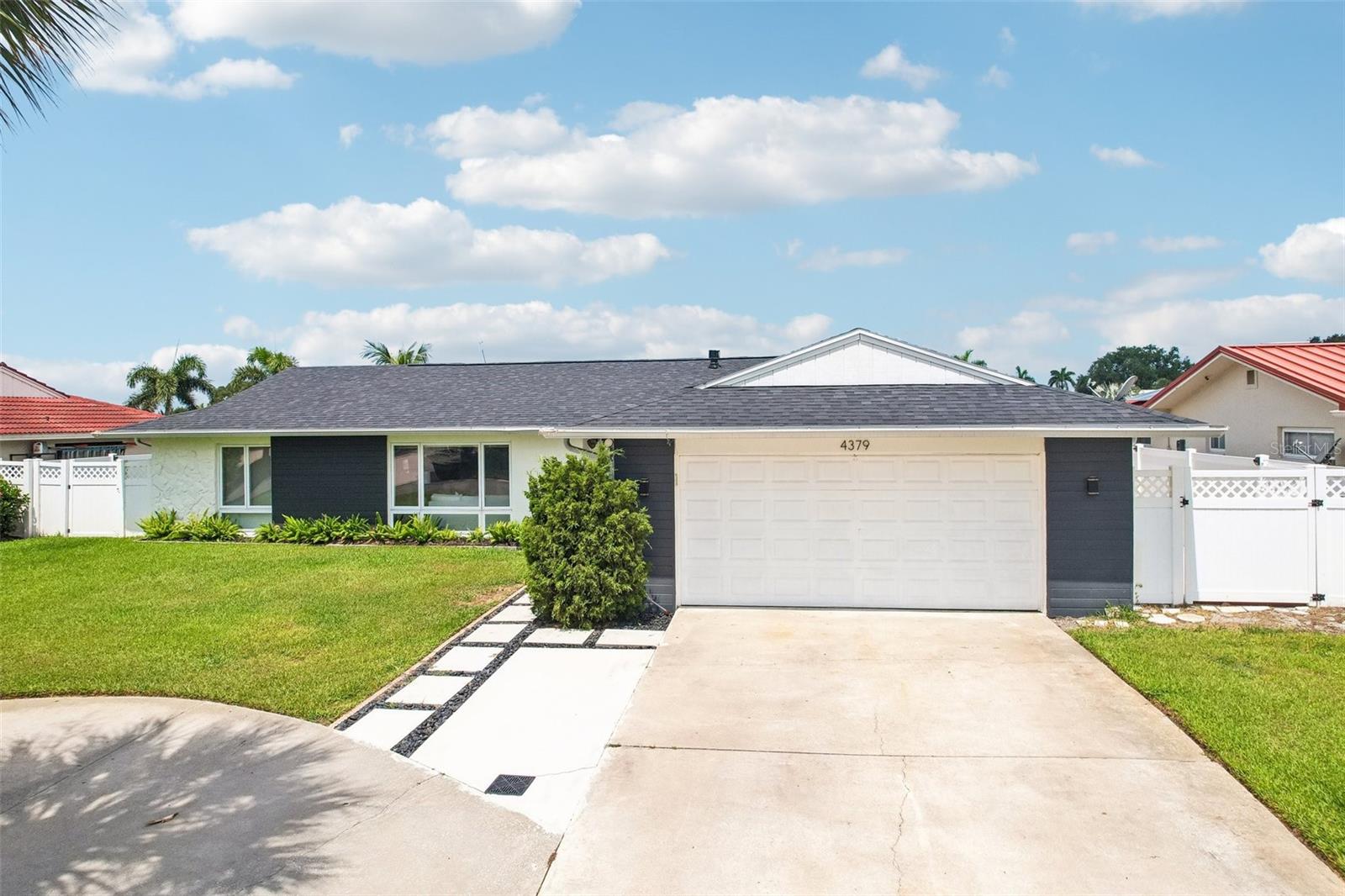 BROADWATER UNIT 2 BLK P - Residential