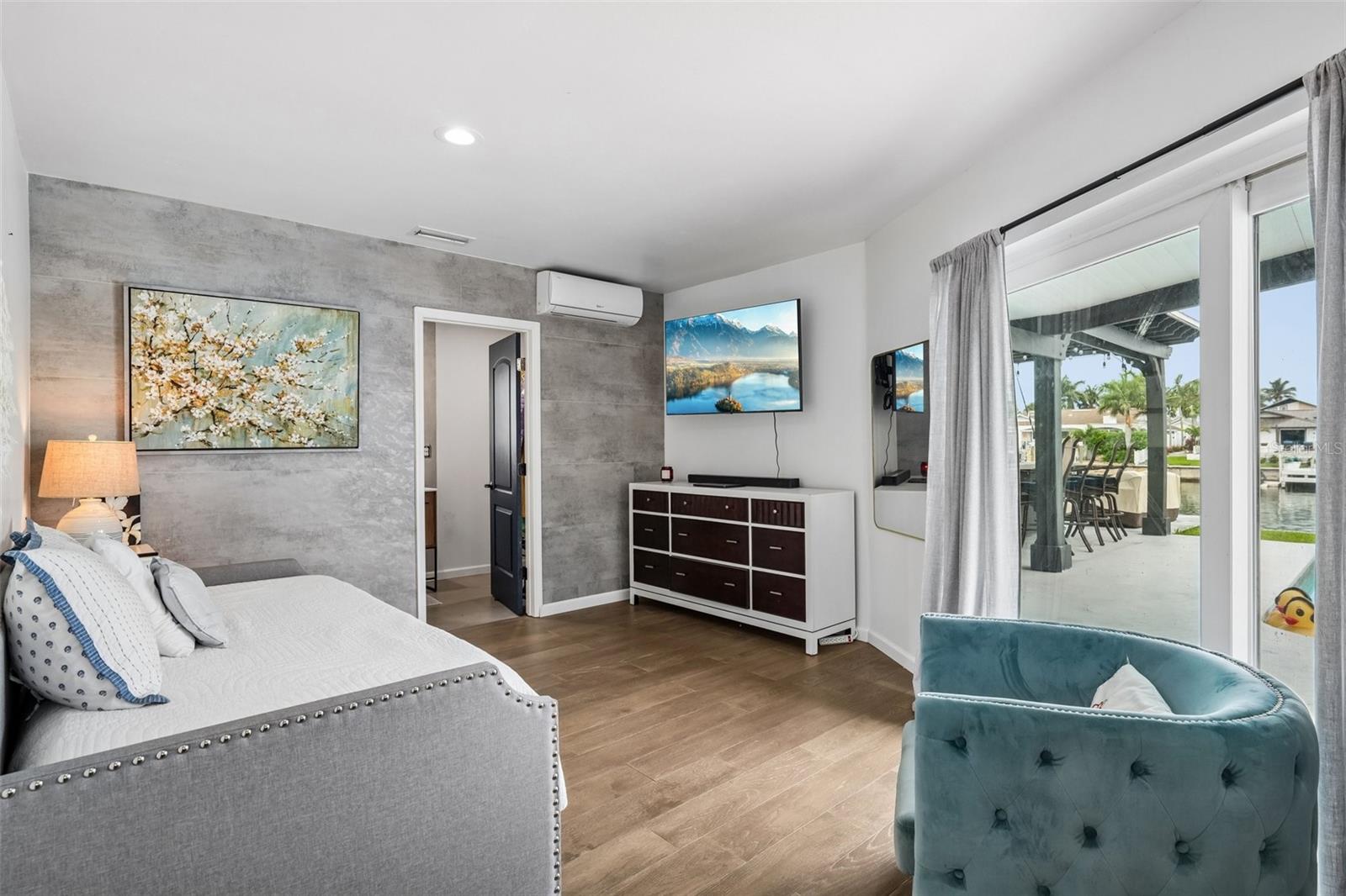 BROADWATER UNIT 2 BLK P - Residential