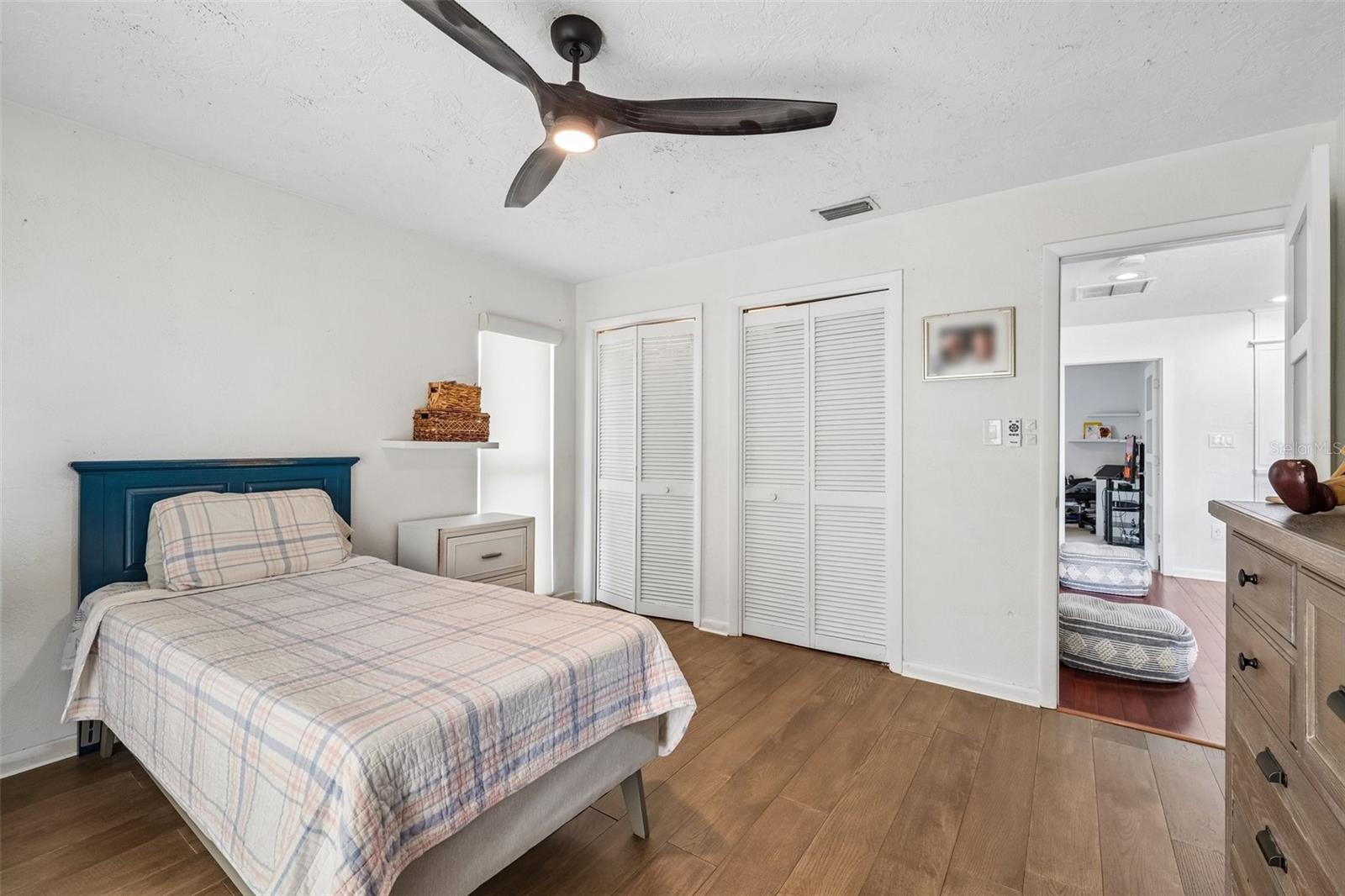 BROADWATER UNIT 2 BLK P - Residential