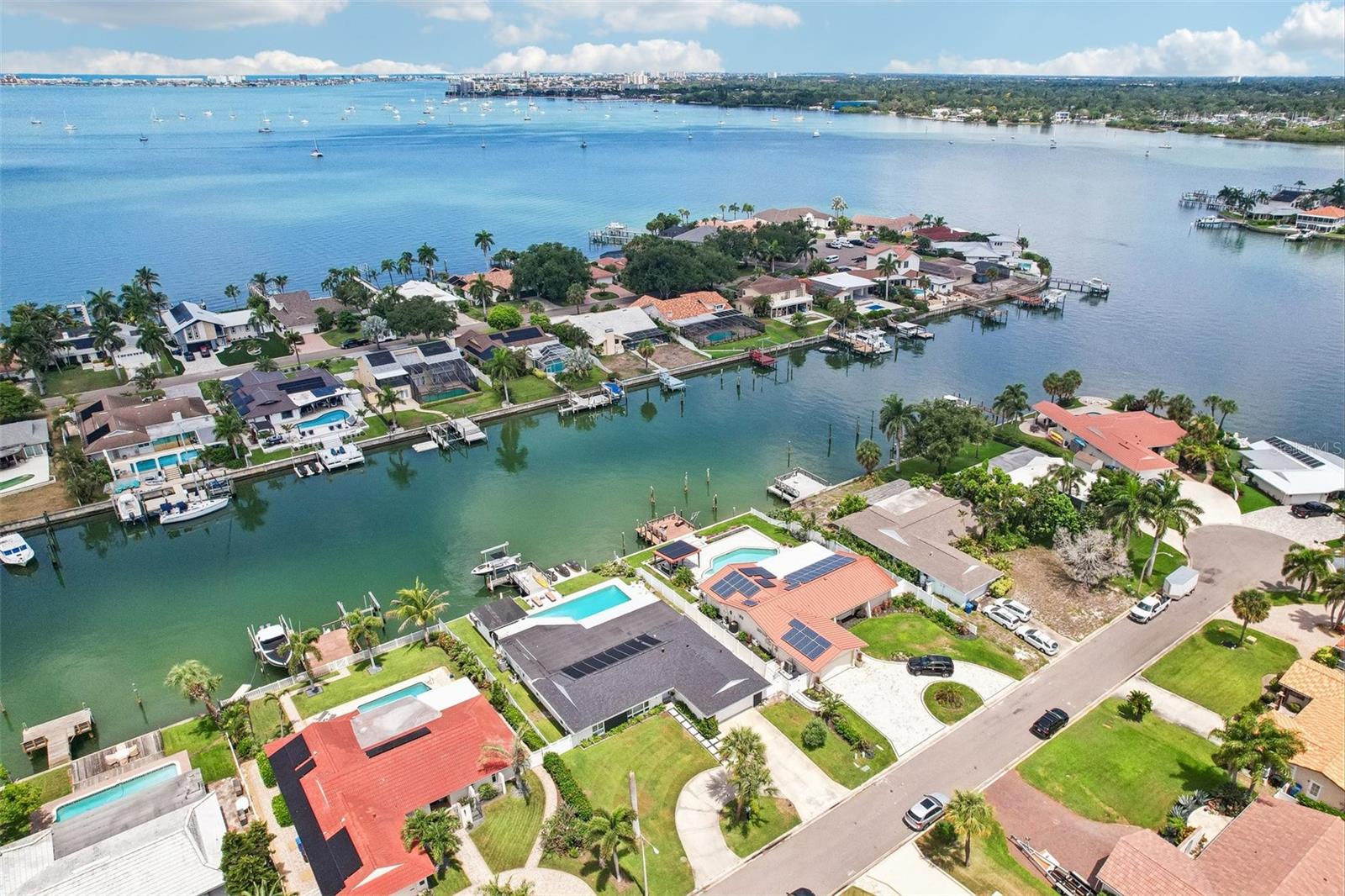 BROADWATER UNIT 2 BLK P - Residential