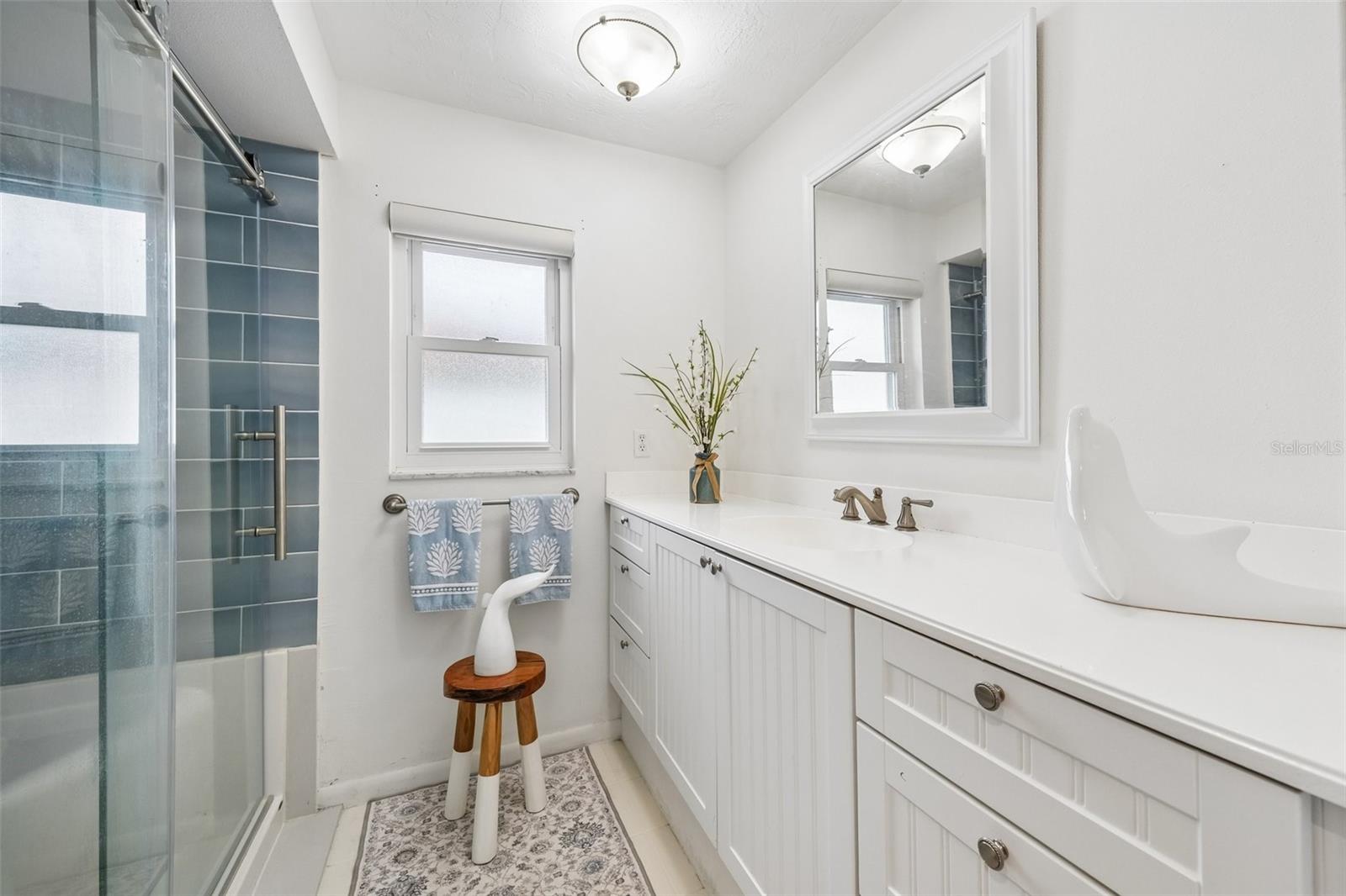 BROADWATER UNIT 2 BLK P - Residential