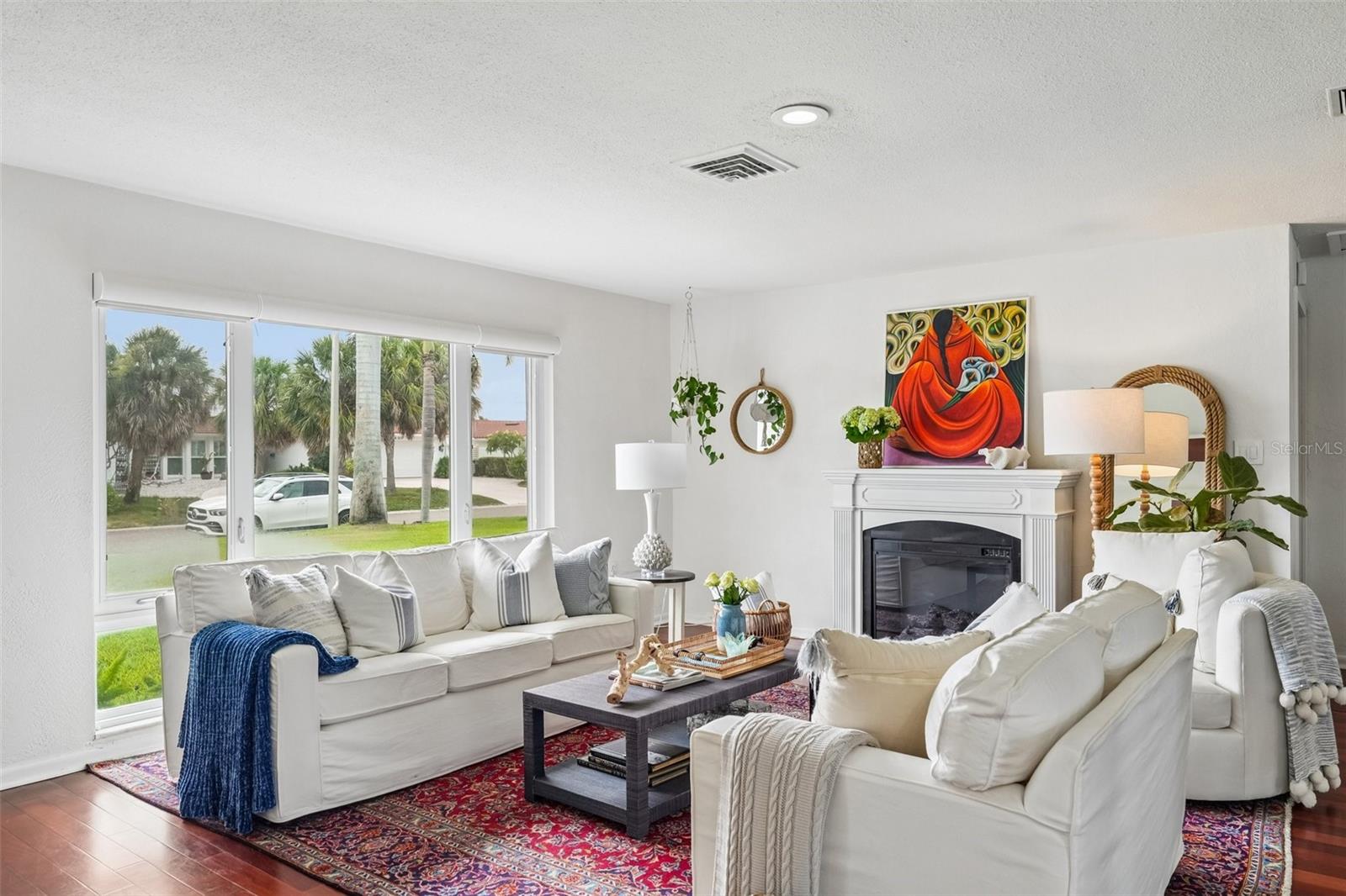 BROADWATER UNIT 2 BLK P - Residential