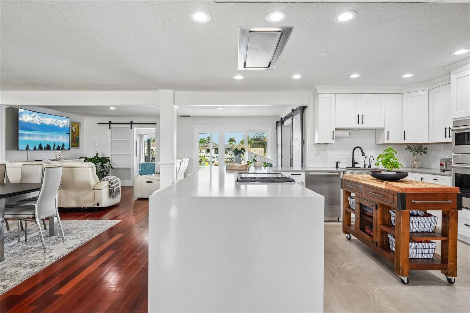BROADWATER UNIT 2 BLK P - Residential