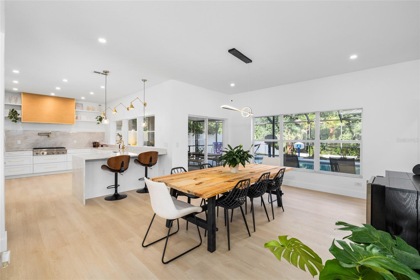 PLANTATION PALMS PH 06 - Residential