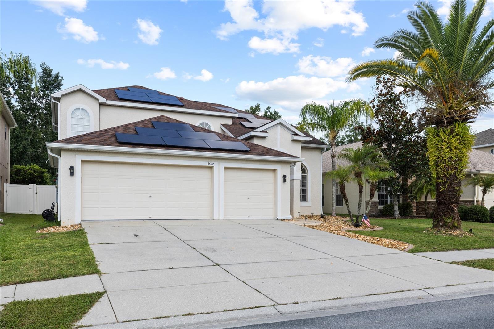 PLANTATION PALMS PH 06 - Residential