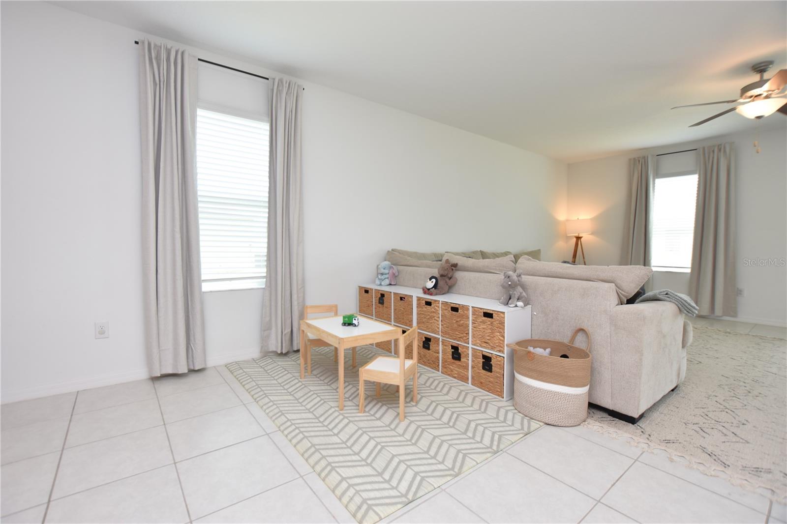 WIND MEADOWS SOUTH - Residential Lease