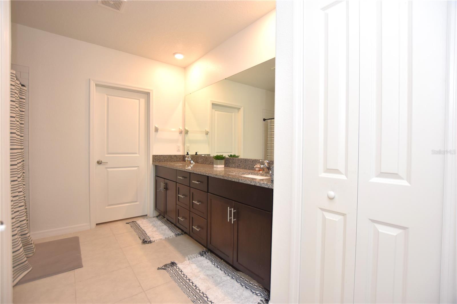 WIND MEADOWS SOUTH - Residential Lease