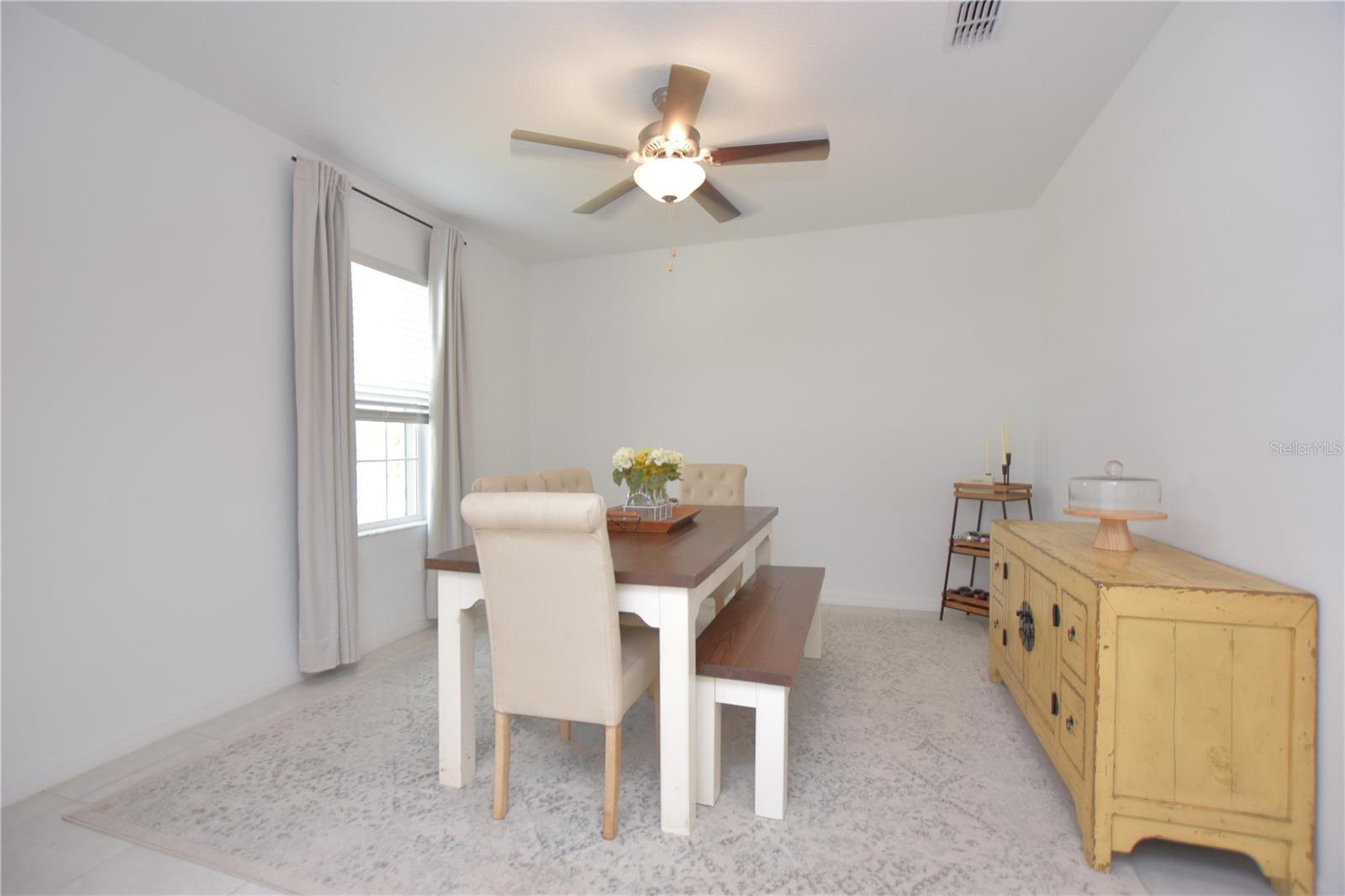 WIND MEADOWS SOUTH - Residential Lease