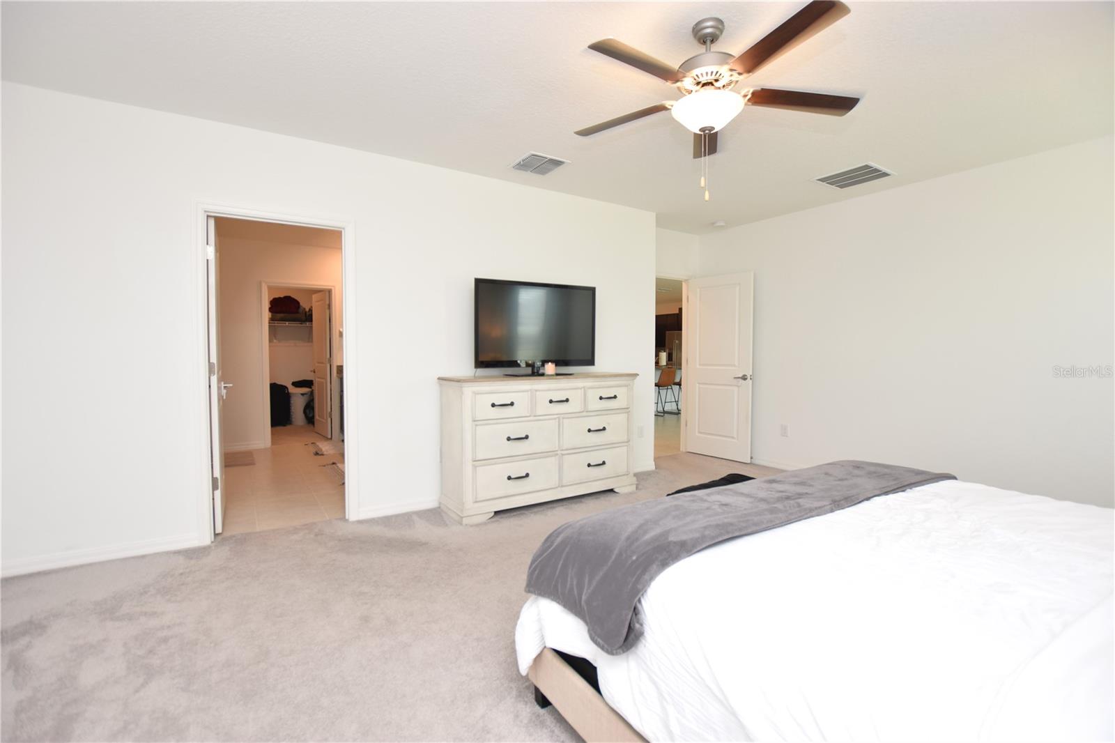 WIND MEADOWS SOUTH - Residential Lease