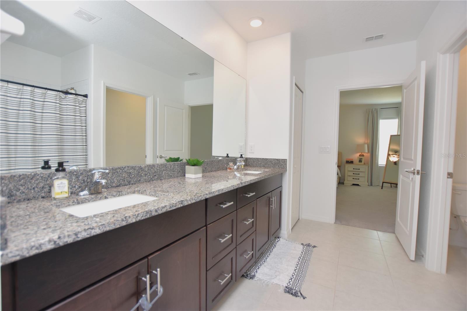 WIND MEADOWS SOUTH - Residential Lease