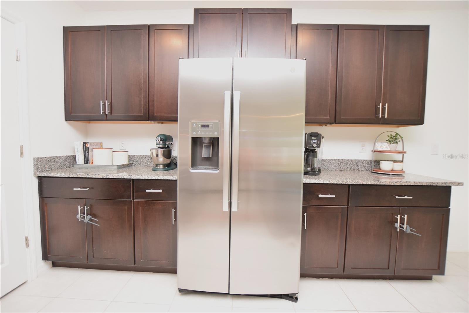 WIND MEADOWS SOUTH - Residential Lease