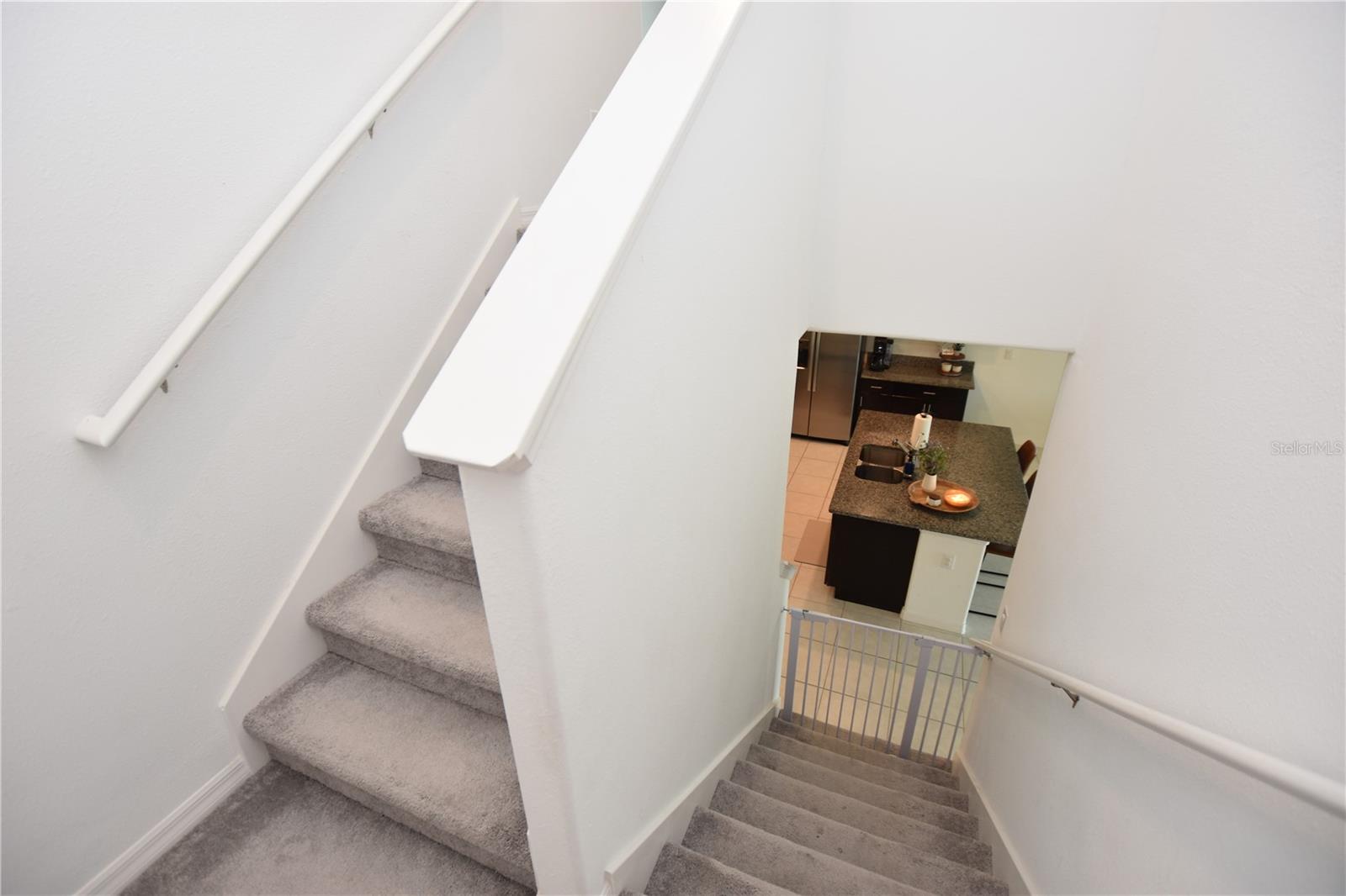 WIND MEADOWS SOUTH - Residential Lease