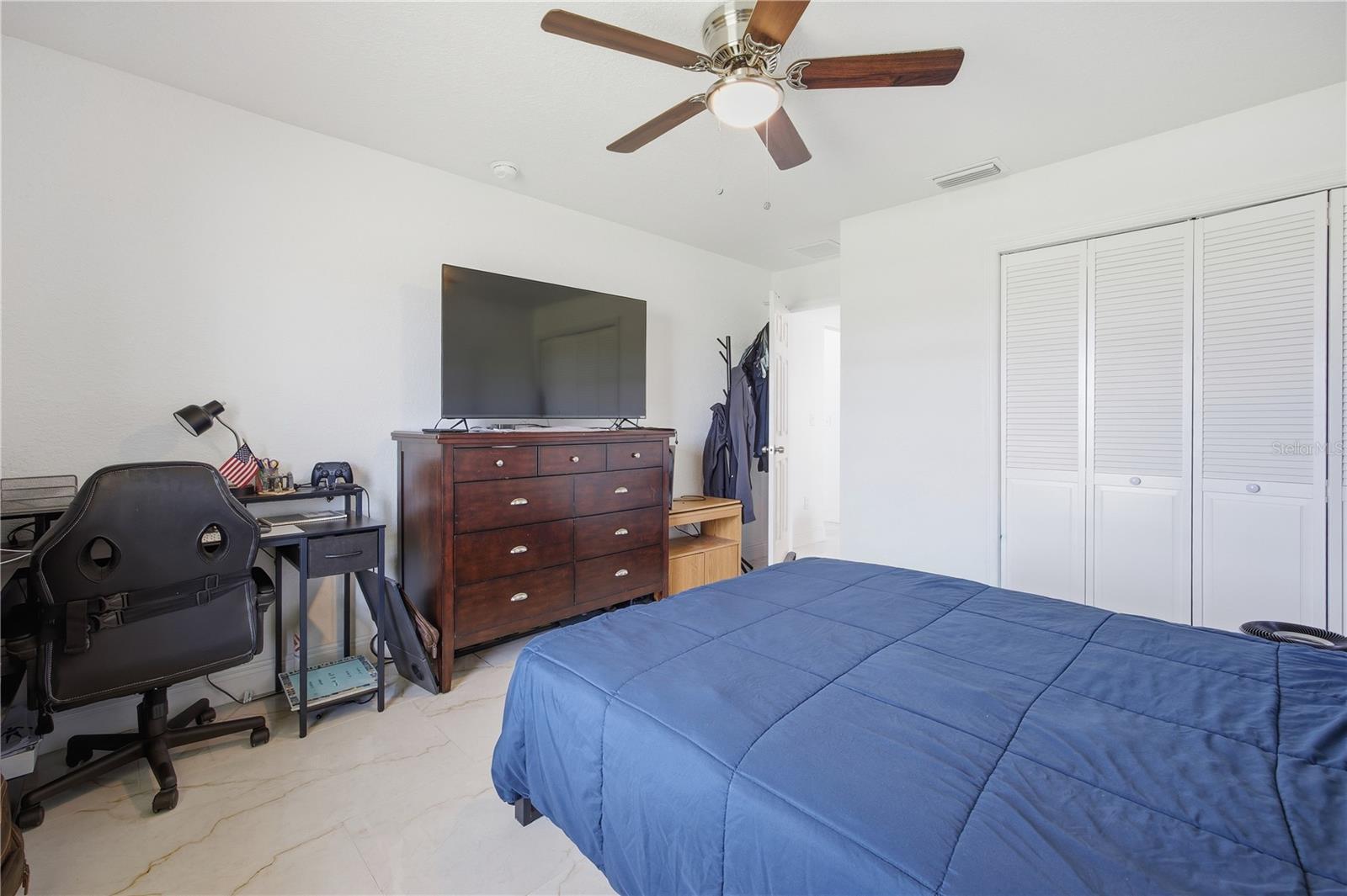 SILVER SPGS SHORES UN 18 - Residential