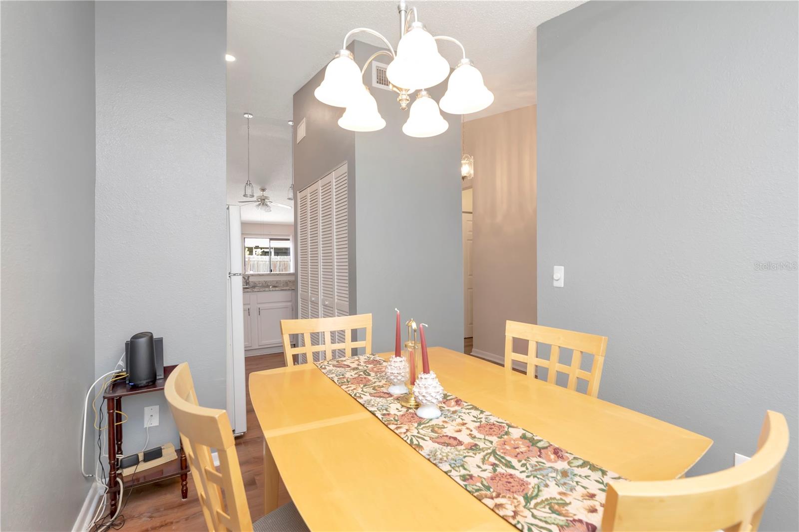 CARROLL OAKS - Residential