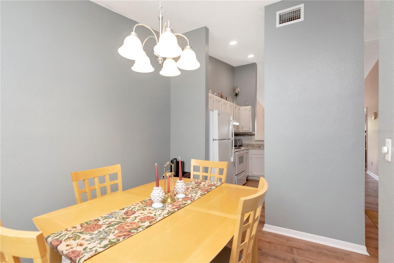 CARROLL OAKS - Residential