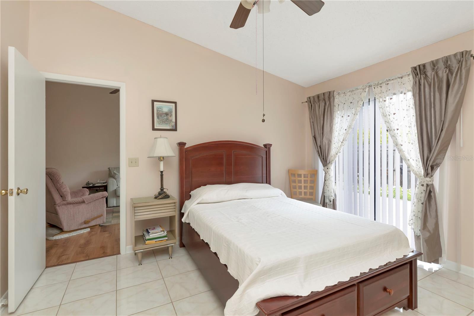 CARROLL OAKS - Residential