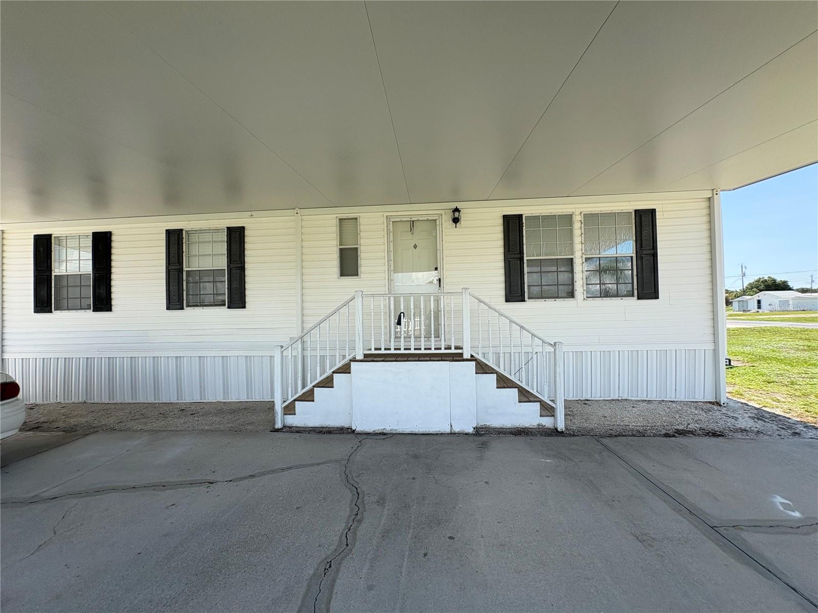 GILBERTS ADD PEACE RIVER - Residential