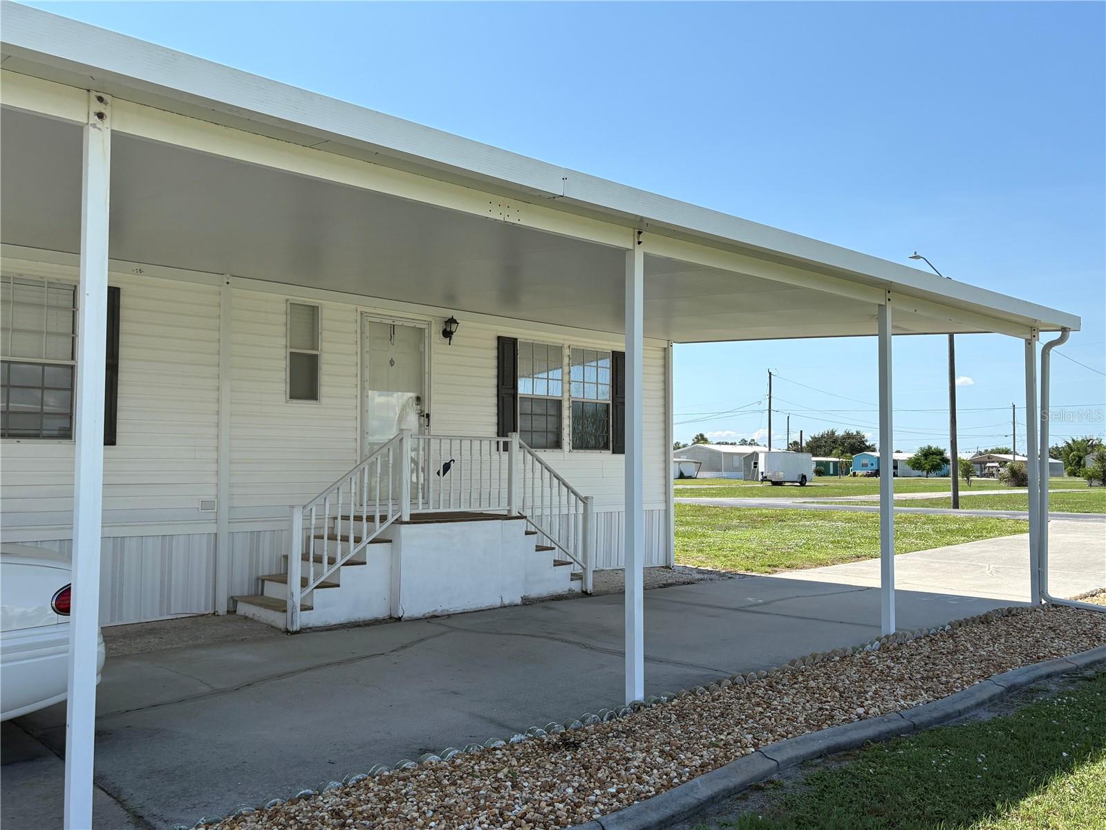 GILBERTS ADD PEACE RIVER - Residential