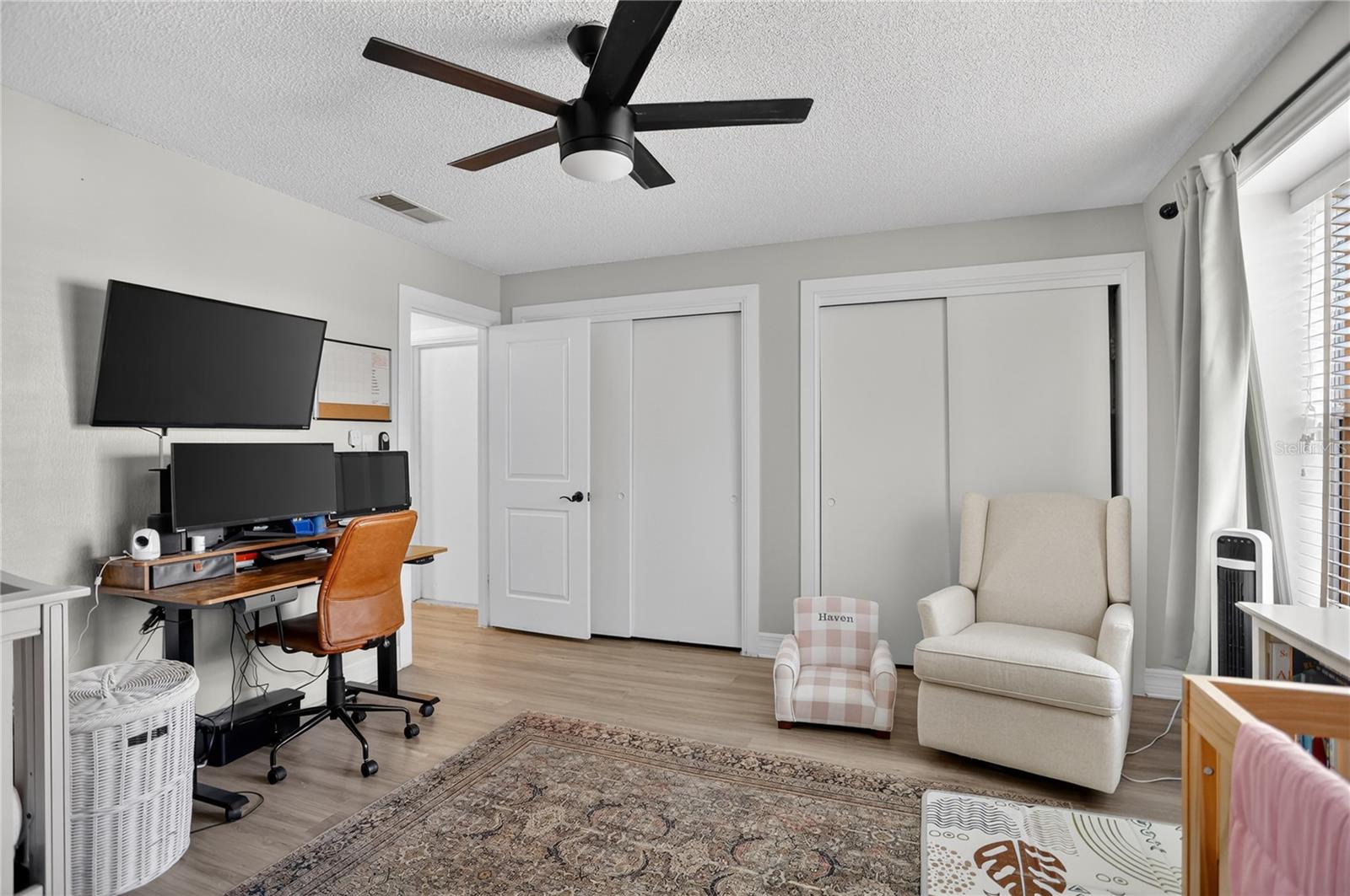 FOUR SEASONS CONDO - Residential