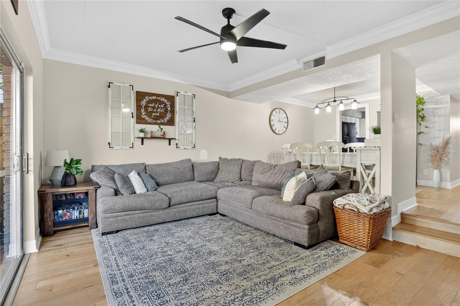 FOUR SEASONS CONDO - Residential