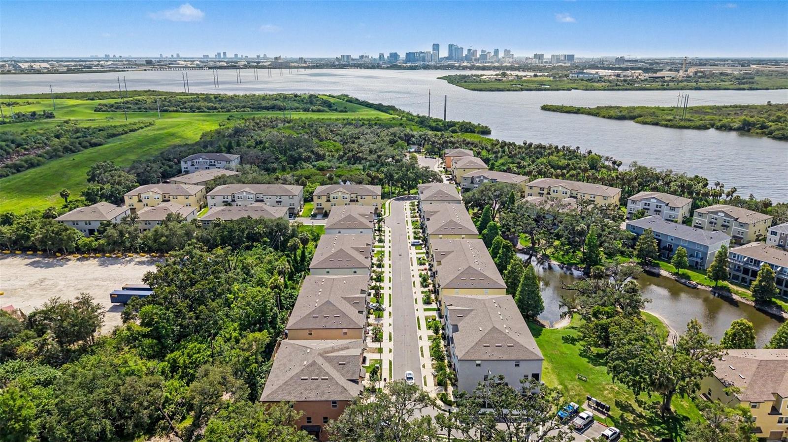 PALM RIVER TWNHMS PH 2 - Residential