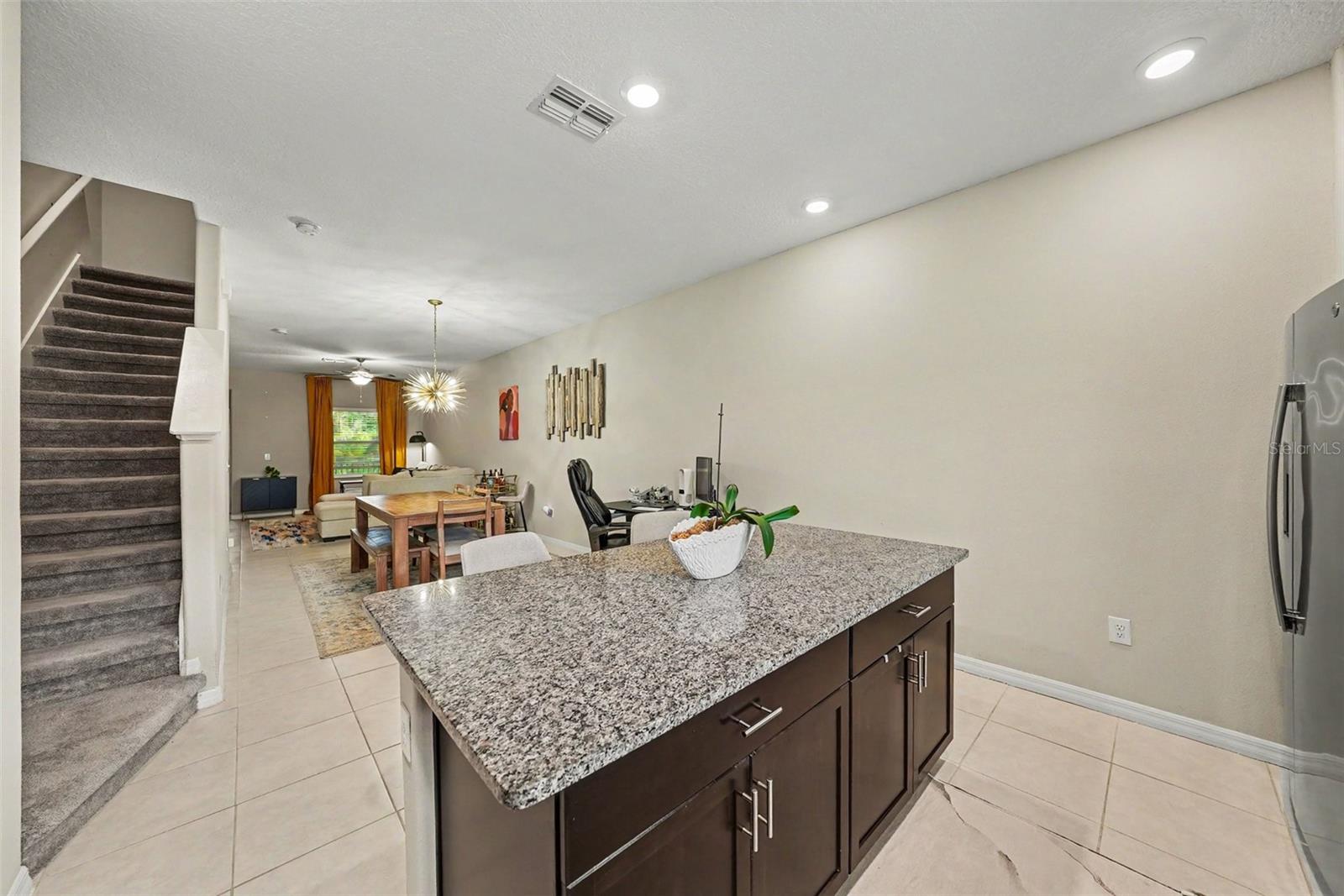 PALM RIVER TWNHMS PH 2 - Residential