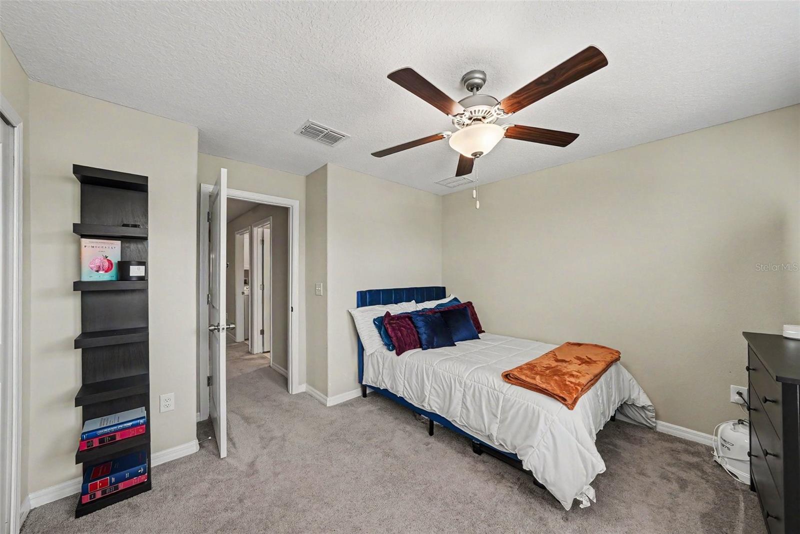 PALM RIVER TWNHMS PH 2 - Residential