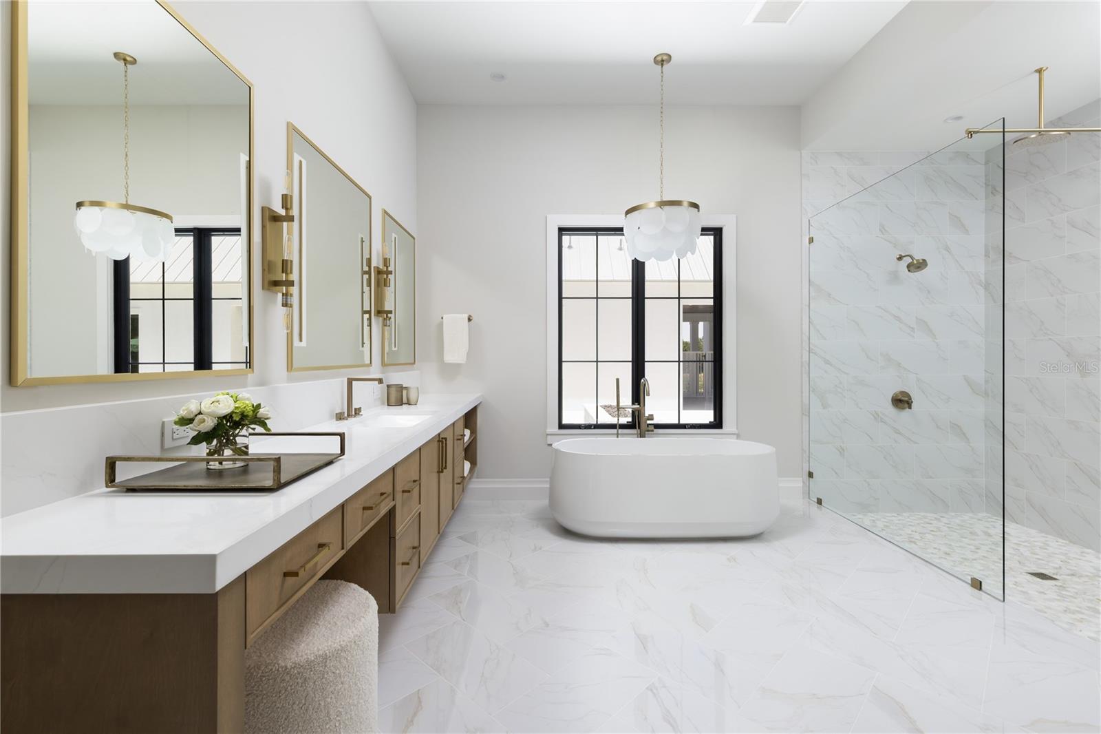 BRILEY FARM - Residential