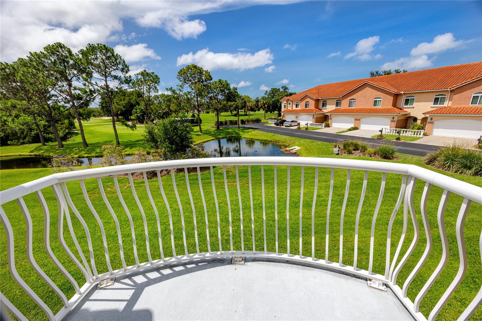 VILLAS DEL VERDE - Residential
