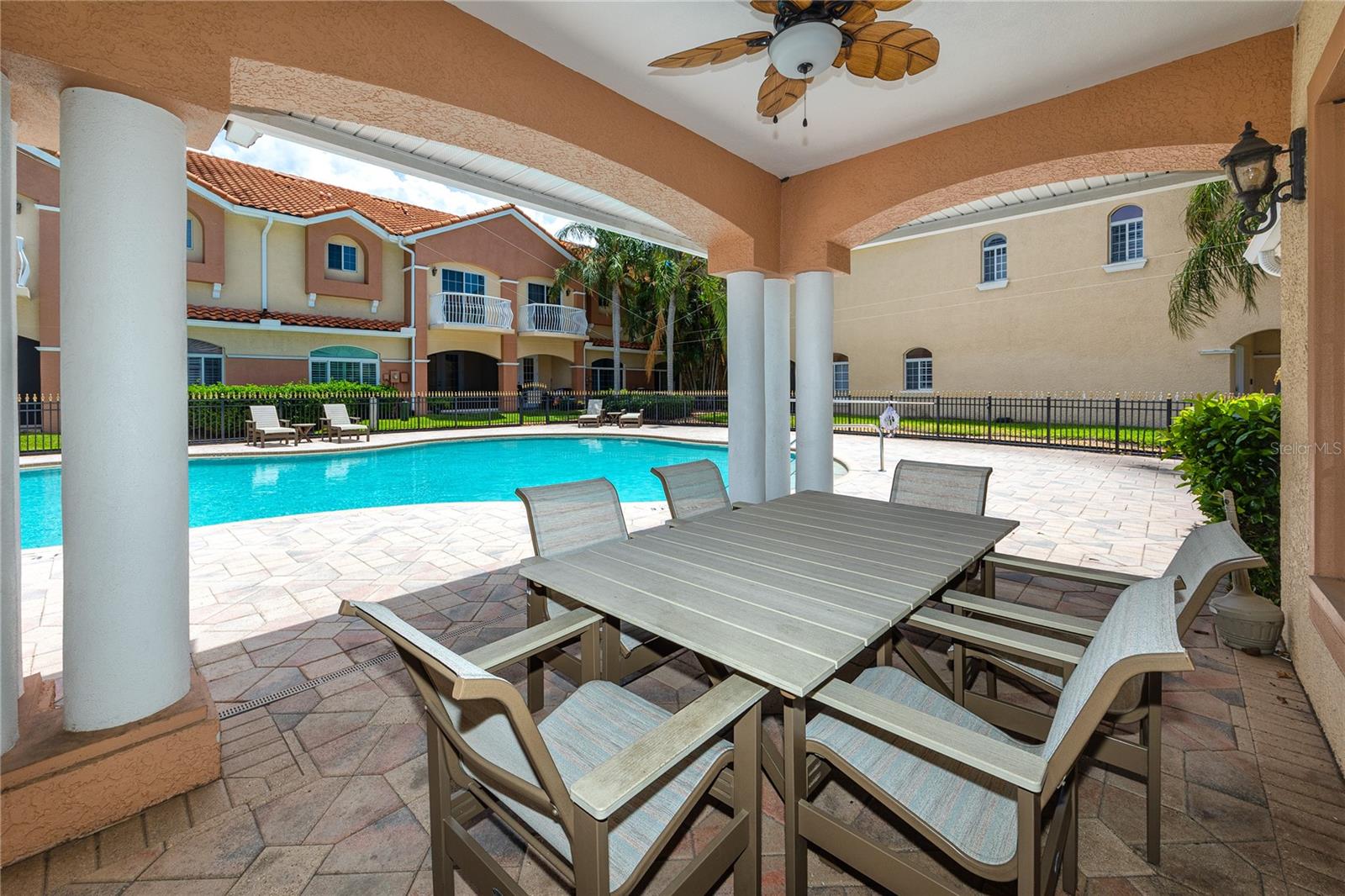 VILLAS DEL VERDE - Residential