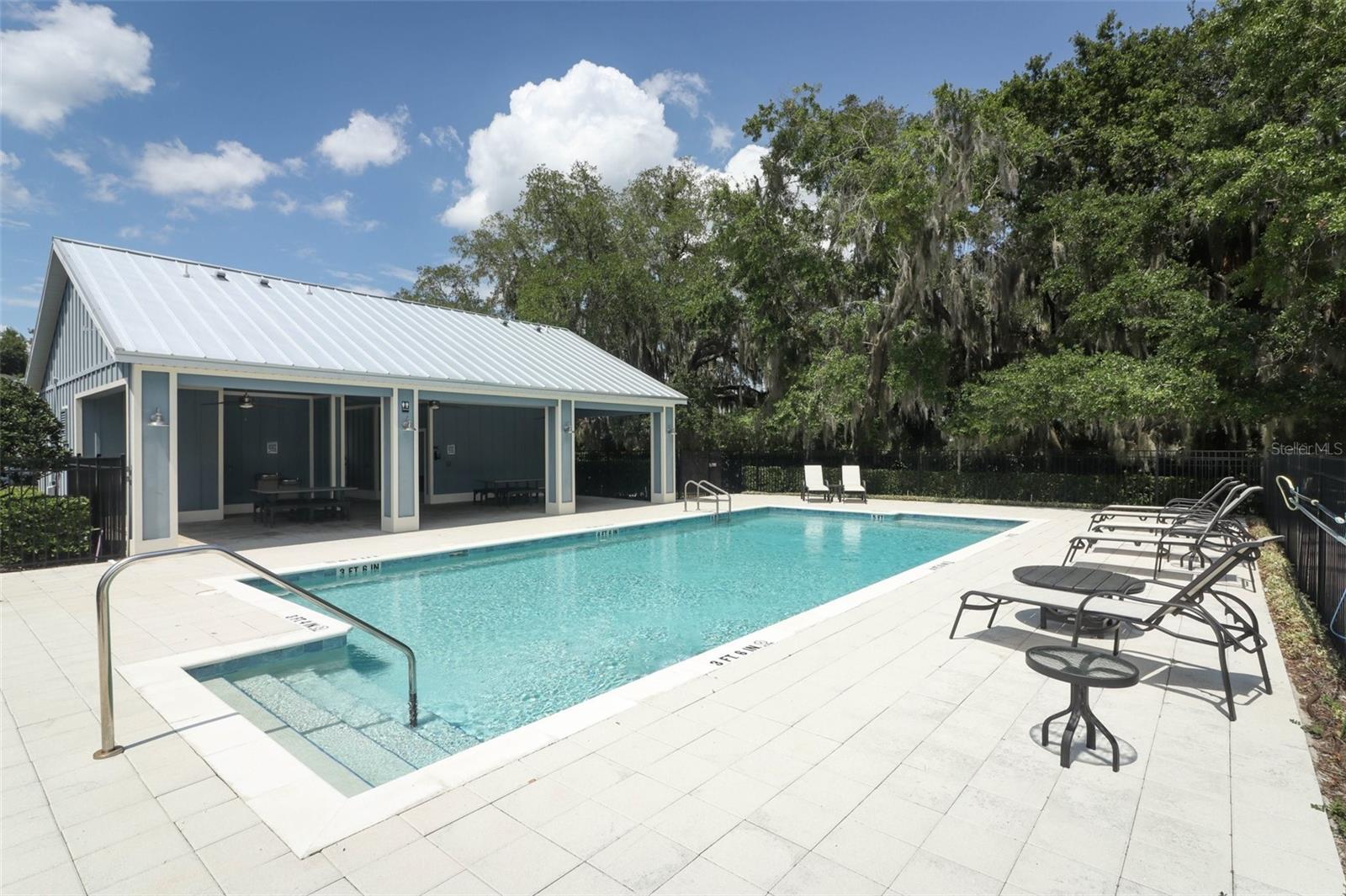 PARKVIEW PLACE - Residential