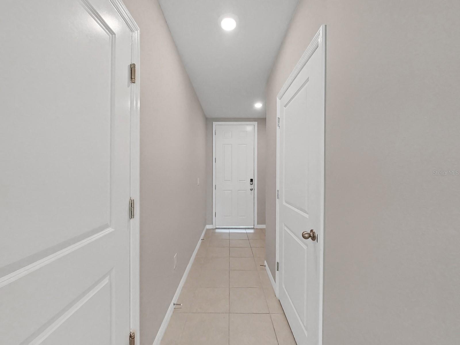 PRESTON OAKS TWNHMS PH 2 - Residential Lease