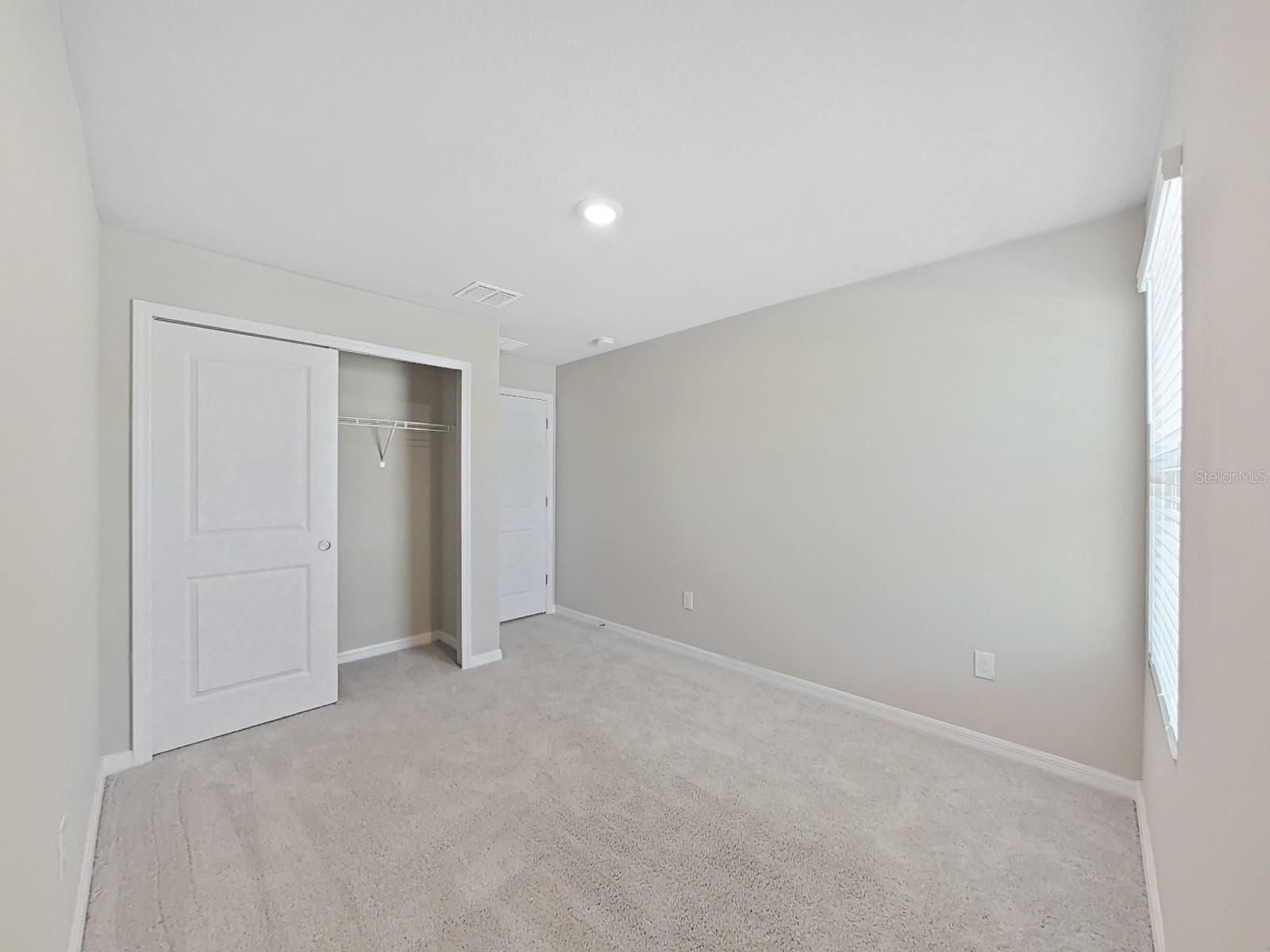 PRESTON OAKS TWNHMS PH 2 - Residential Lease