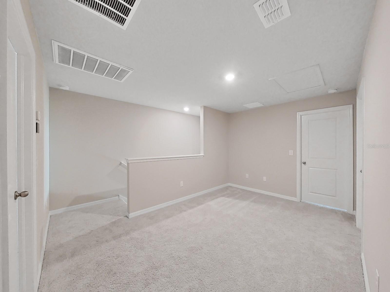 PRESTON OAKS TWNHMS PH 2 - Residential Lease