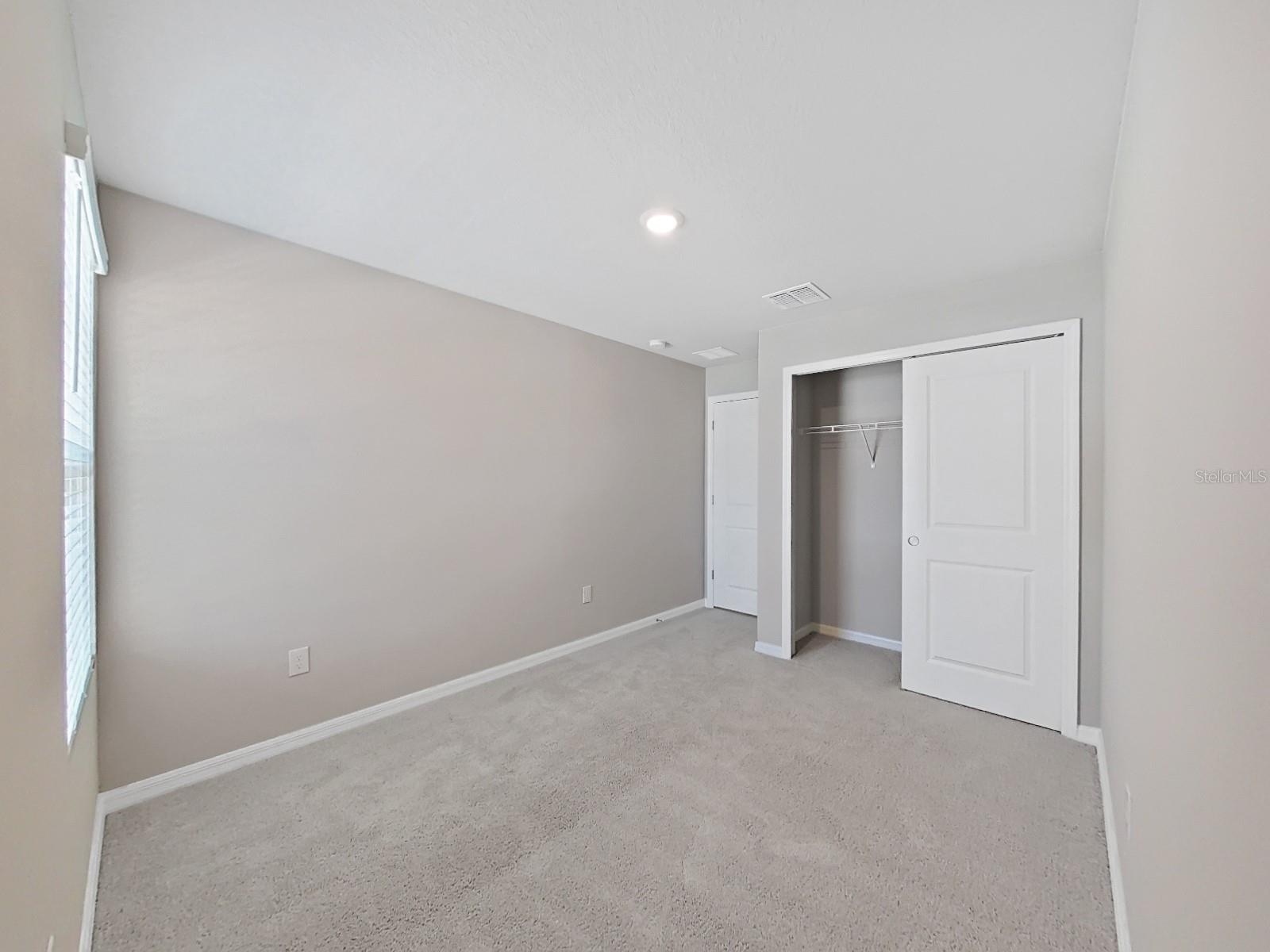 PRESTON OAKS TWNHMS PH 2 - Residential Lease