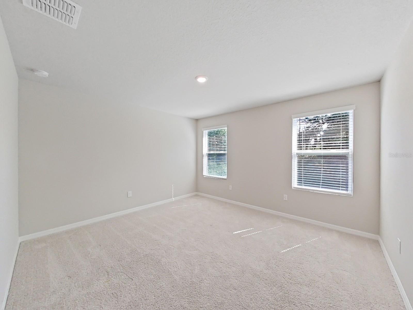 PRESTON OAKS TWNHMS PH 2 - Residential Lease