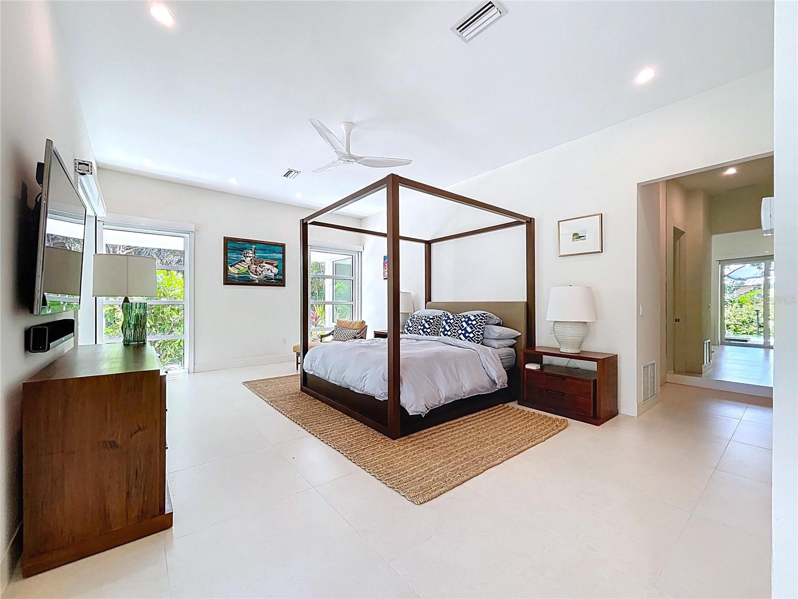 HARBOR ACRES - Residential