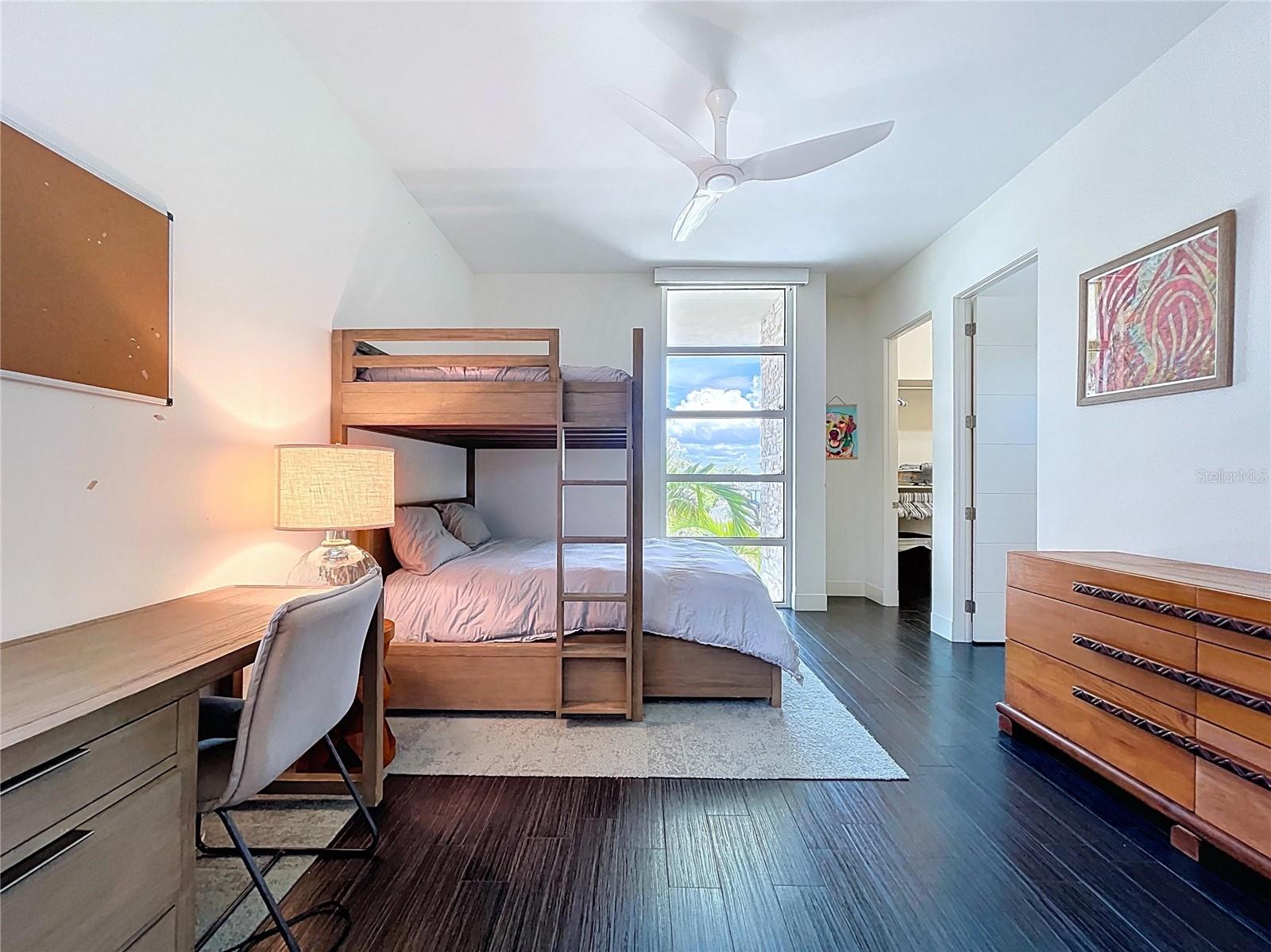 HARBOR ACRES - Residential