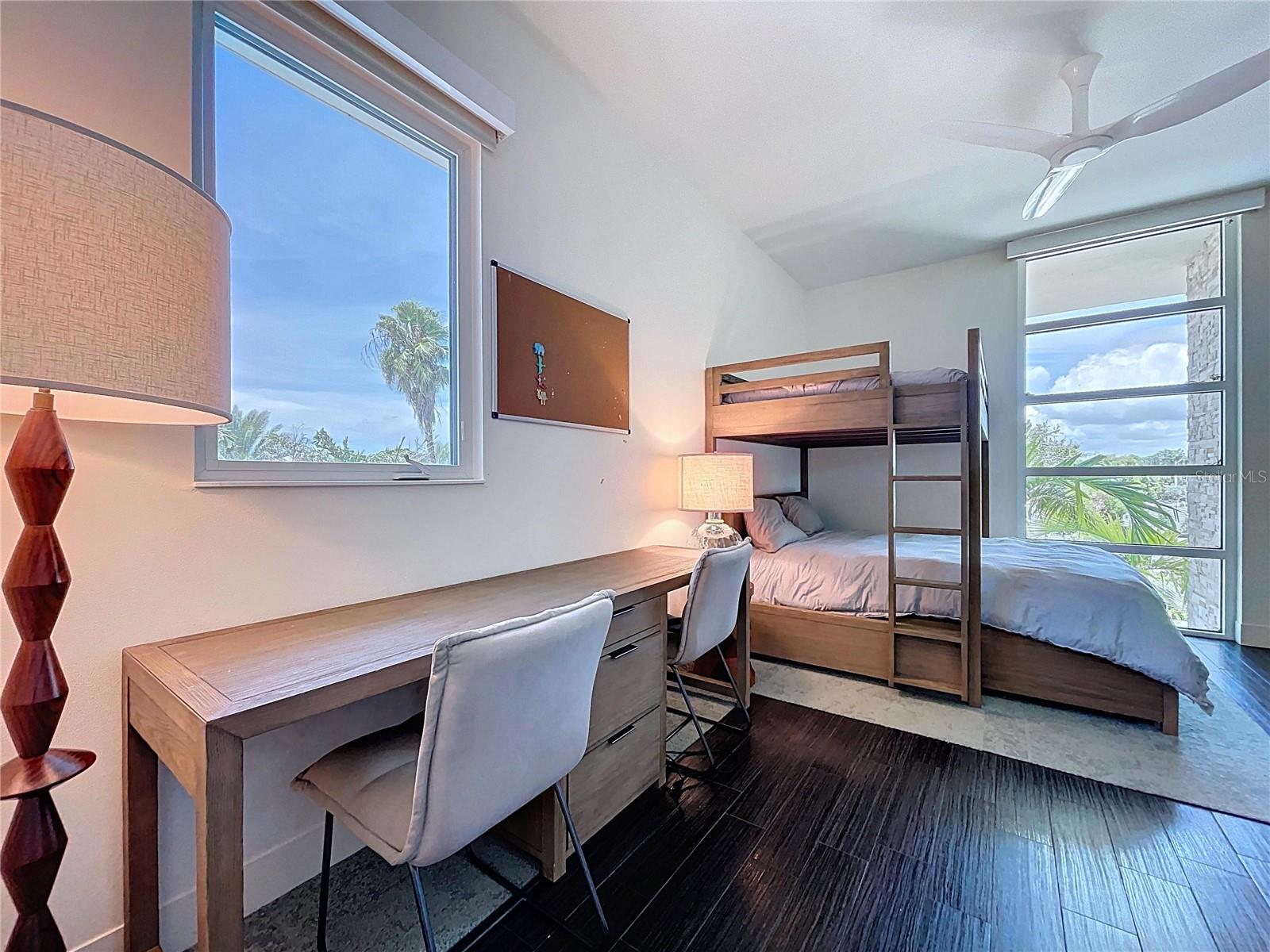 HARBOR ACRES - Residential