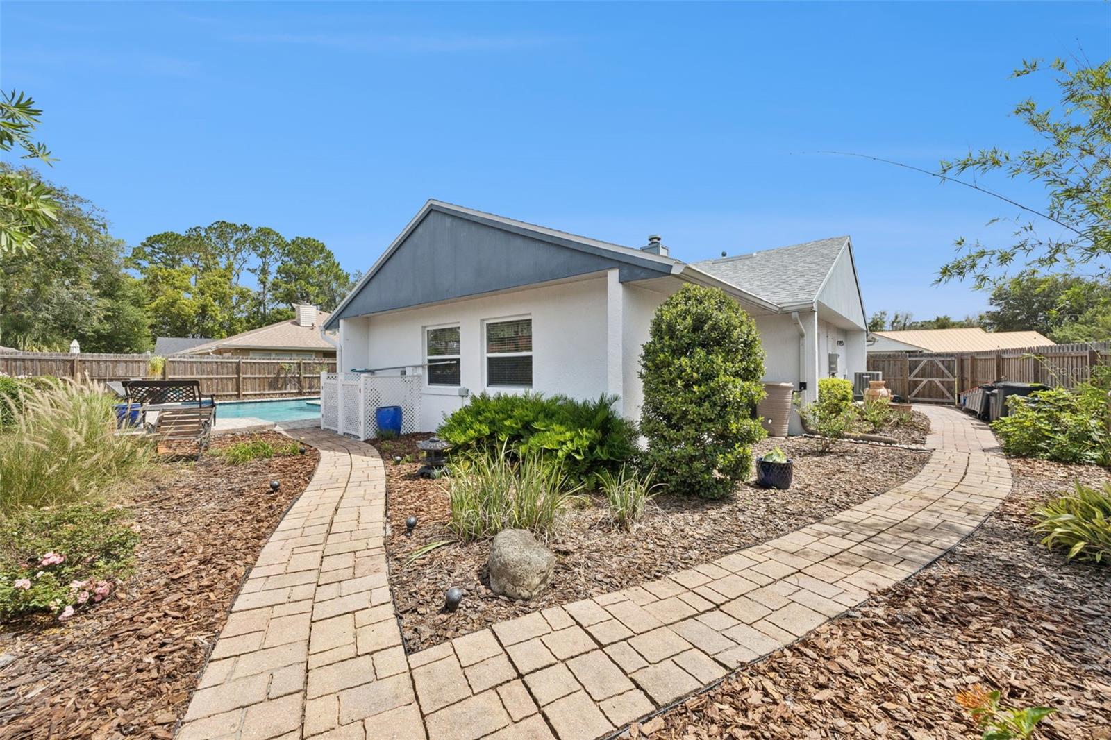 STERLING PARK UNIT 03 - Residential