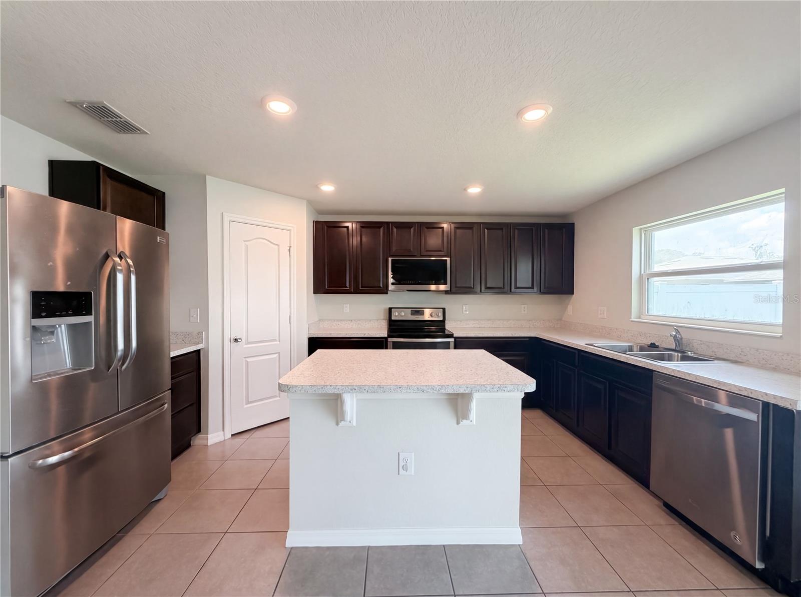 SUNDANCE FIELDS - Residential