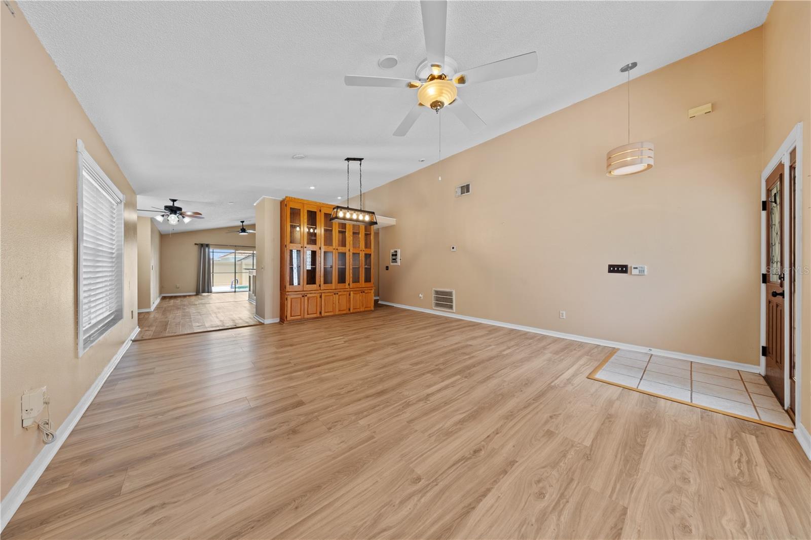 DAVENPORT LAKES PH 1 - Residential