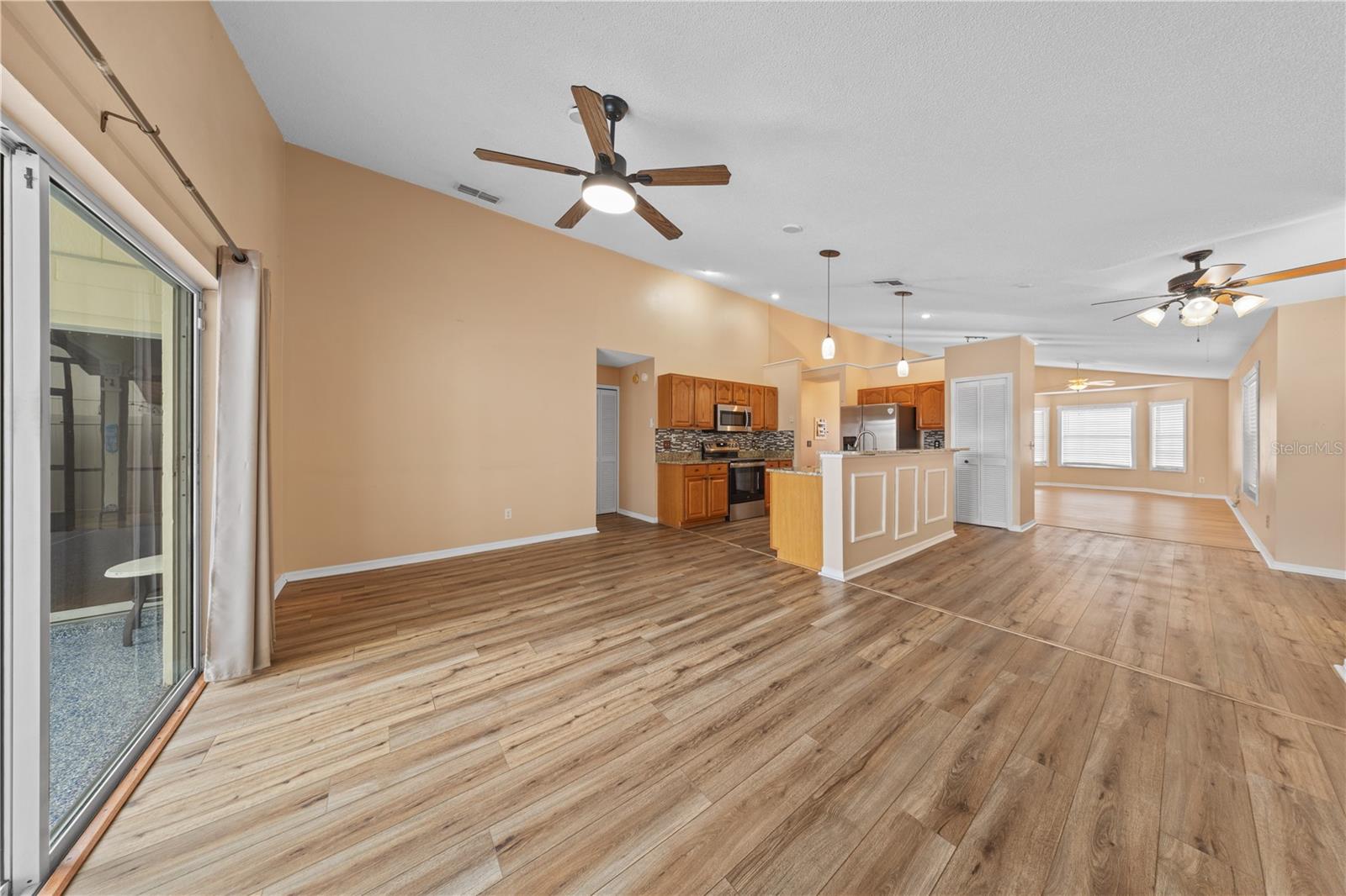DAVENPORT LAKES PH 1 - Residential