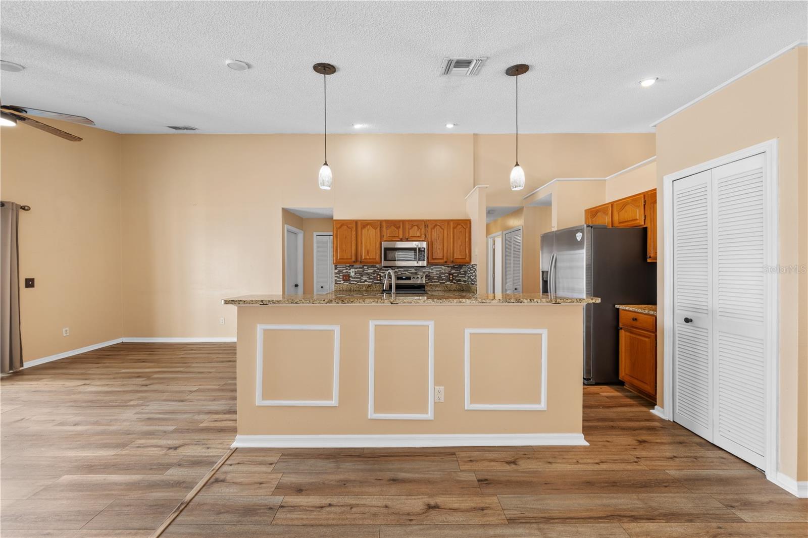 DAVENPORT LAKES PH 1 - Residential