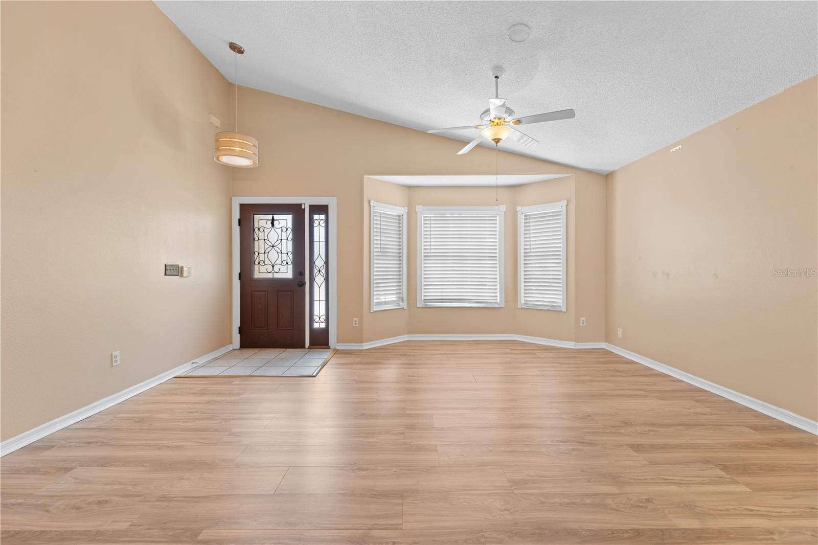 DAVENPORT LAKES PH 1 - Residential