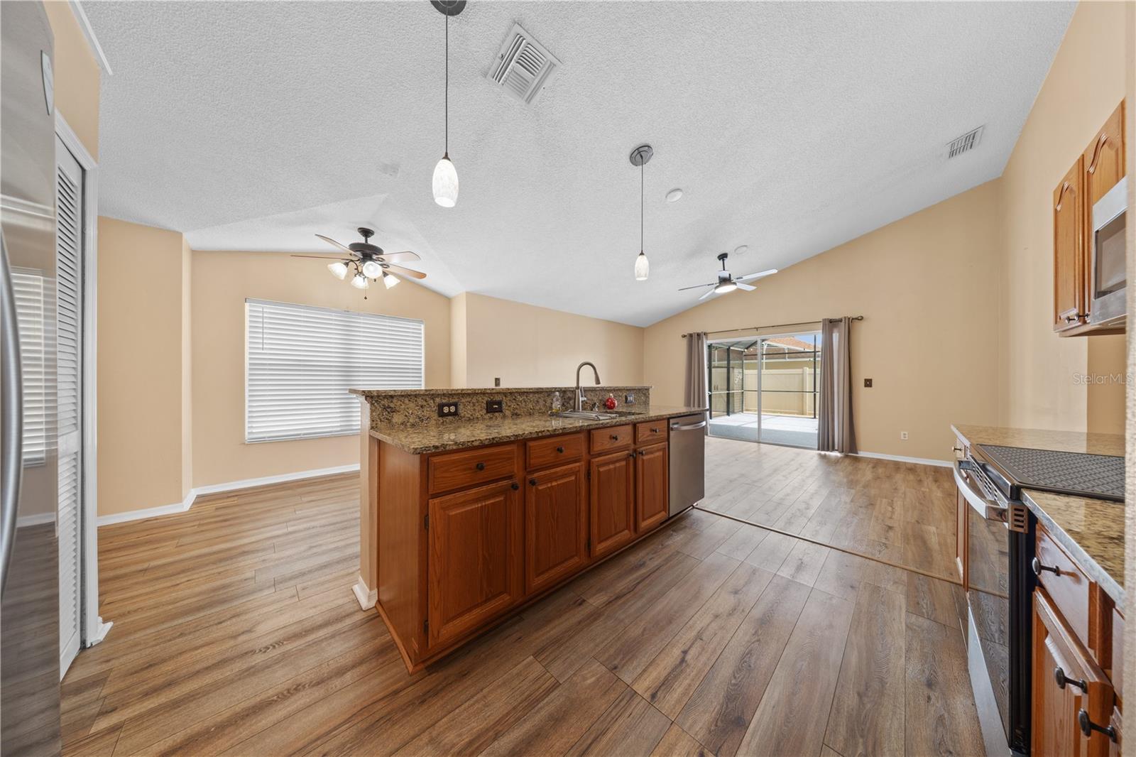DAVENPORT LAKES PH 1 - Residential