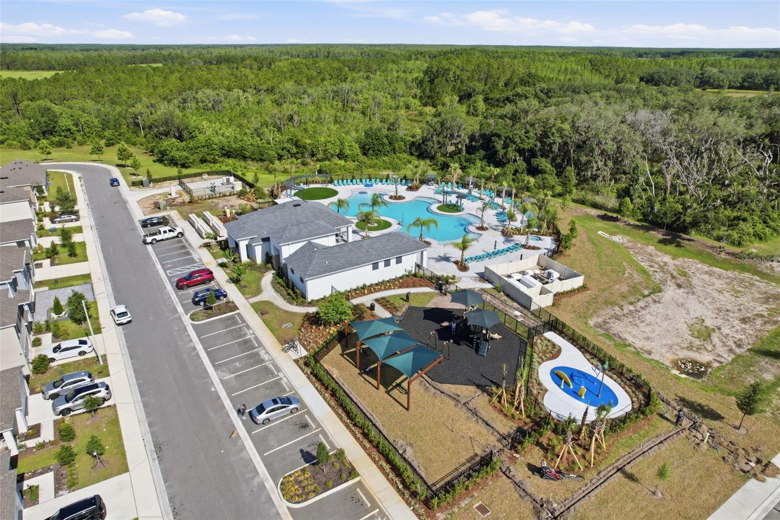 CASCADES PH 1A & 1B - Residential