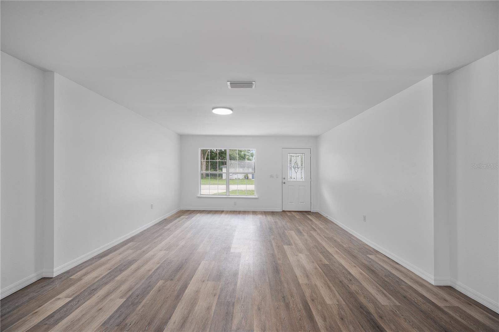 CREWS LAKE ESTATES - Residential