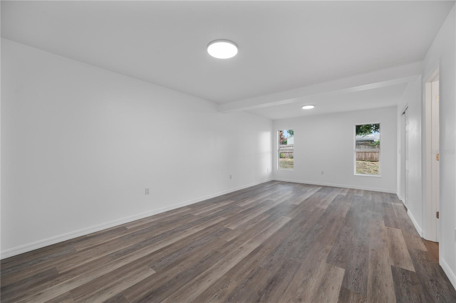 CREWS LAKE ESTATES - Residential
